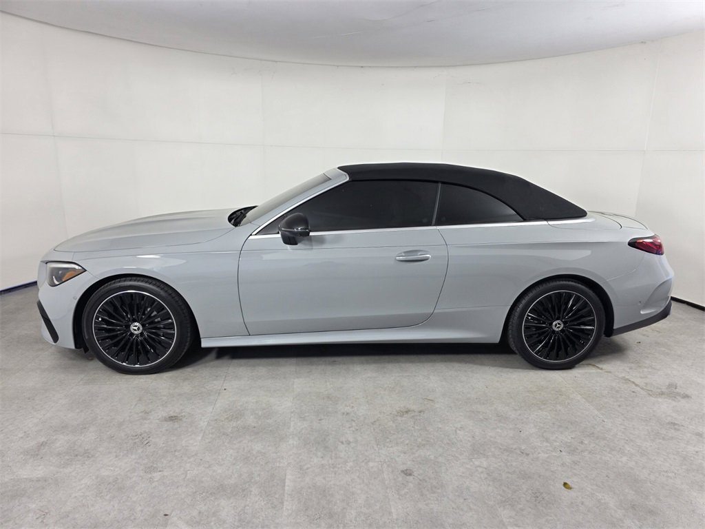 Used 2026 Mercedes-Benz CLE 300 4MATIC Cabriolet image 7