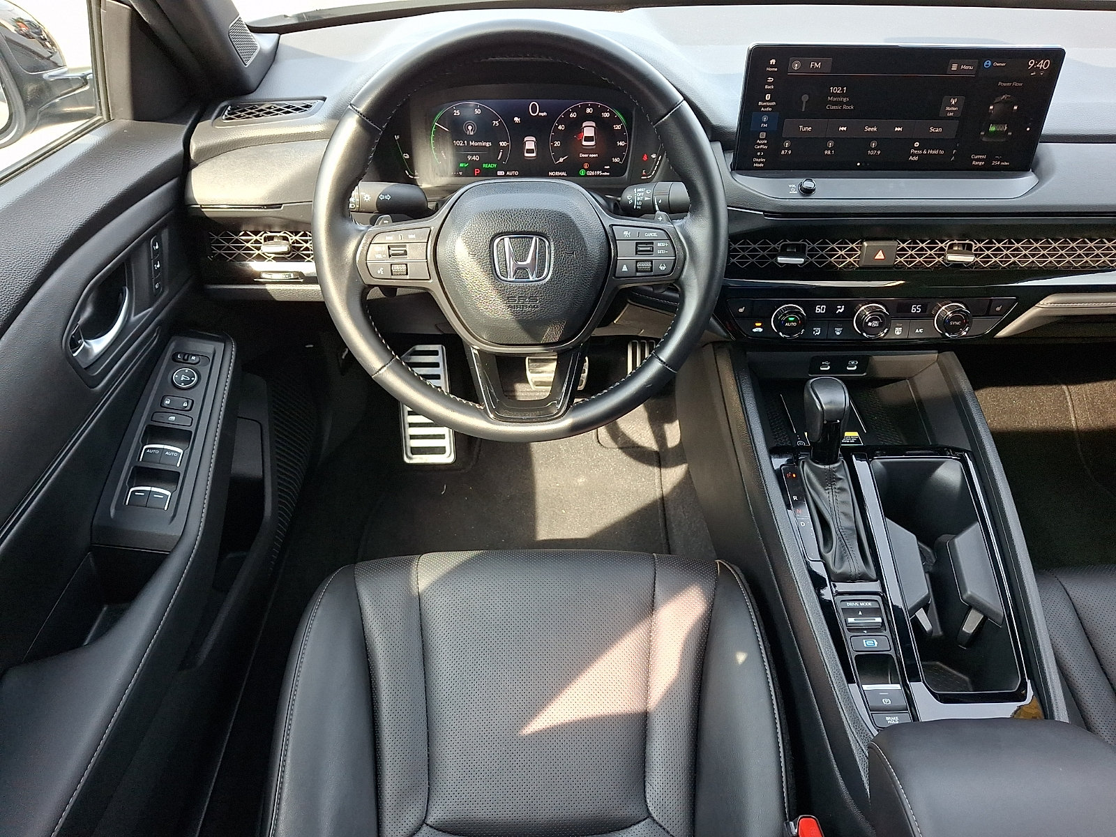 Used 2025 Honda Accord Sport image 12