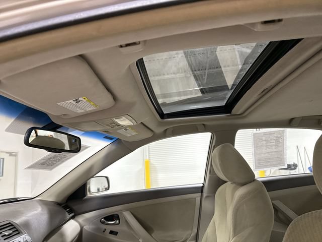 Used 2007 Toyota Camry Hybrid FWD image 18
