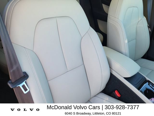 Used 2026 Volvo XC40 B5 Plus w/ Protection Package Premier AWD/4WD image 19
