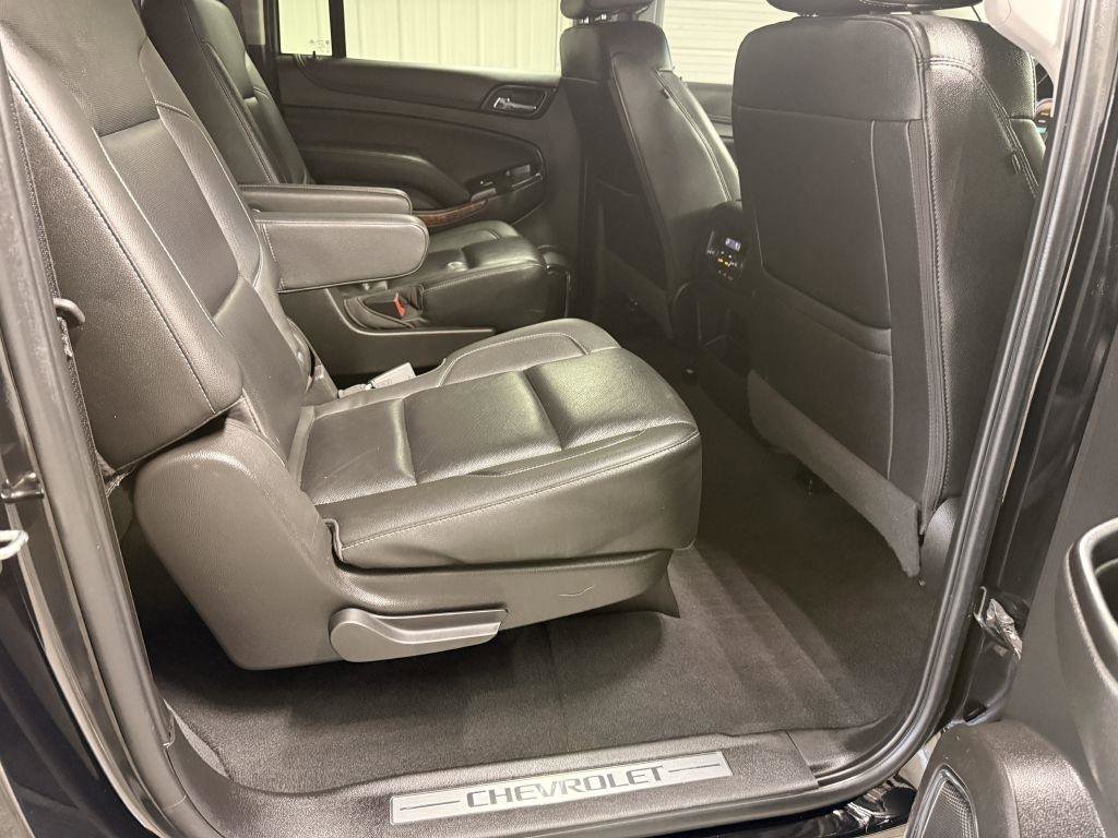 Used 2019 Chevrolet Suburban Premier image 34