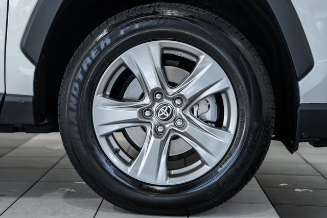 Used 2024 Toyota RAV4 XLE image 15