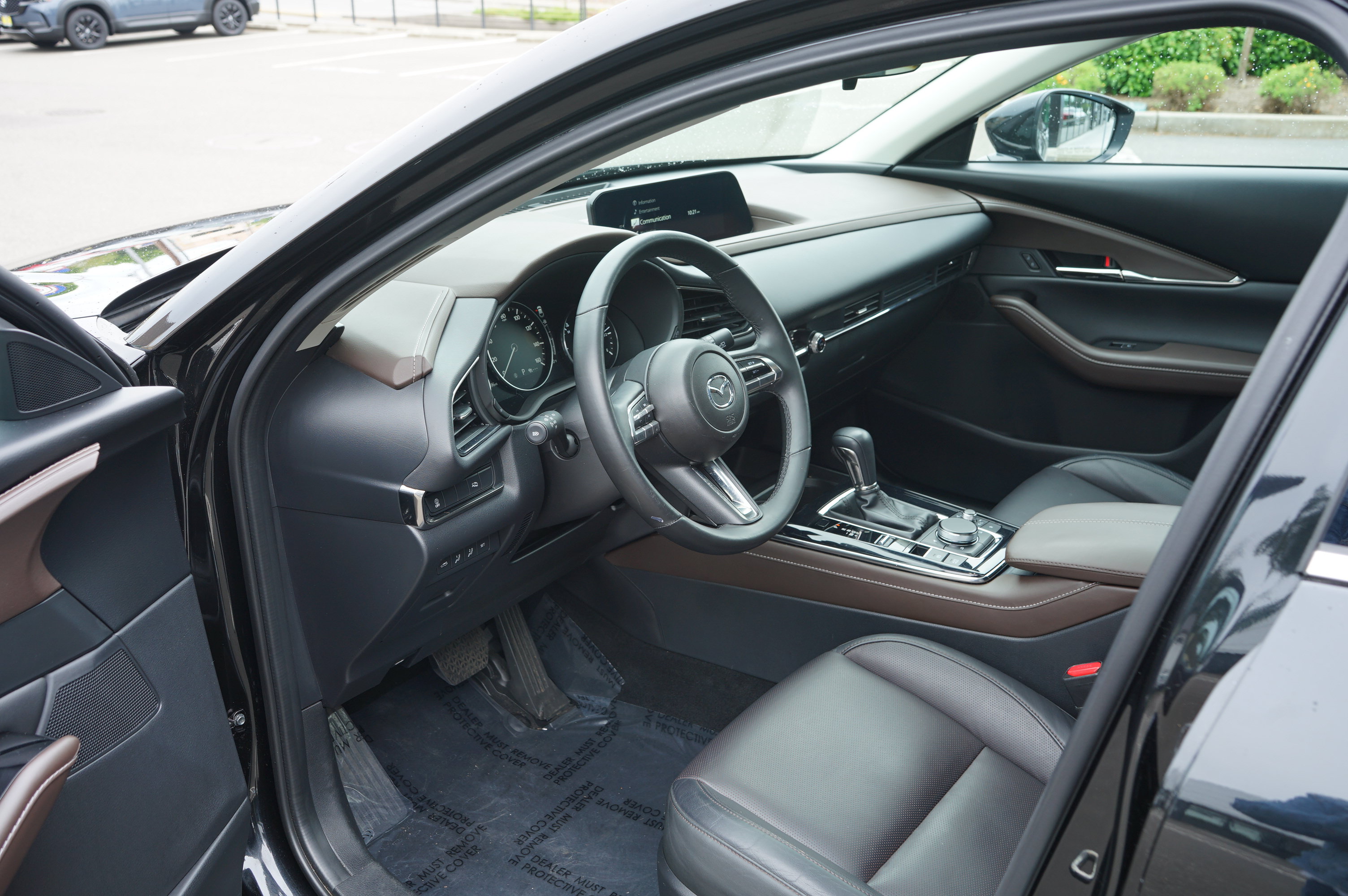Used 2022 MAZDA CX-30 AWD 2.5 S w/ Premium Package image 14