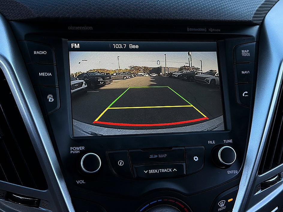 Used 2017 Hyundai Veloster Value Edition FWD image 14