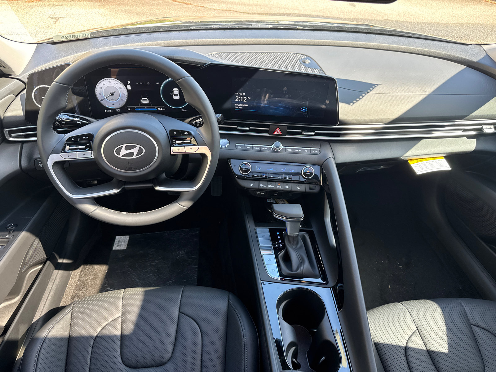 New 2026 Hyundai Elantra Limited FWD image 23