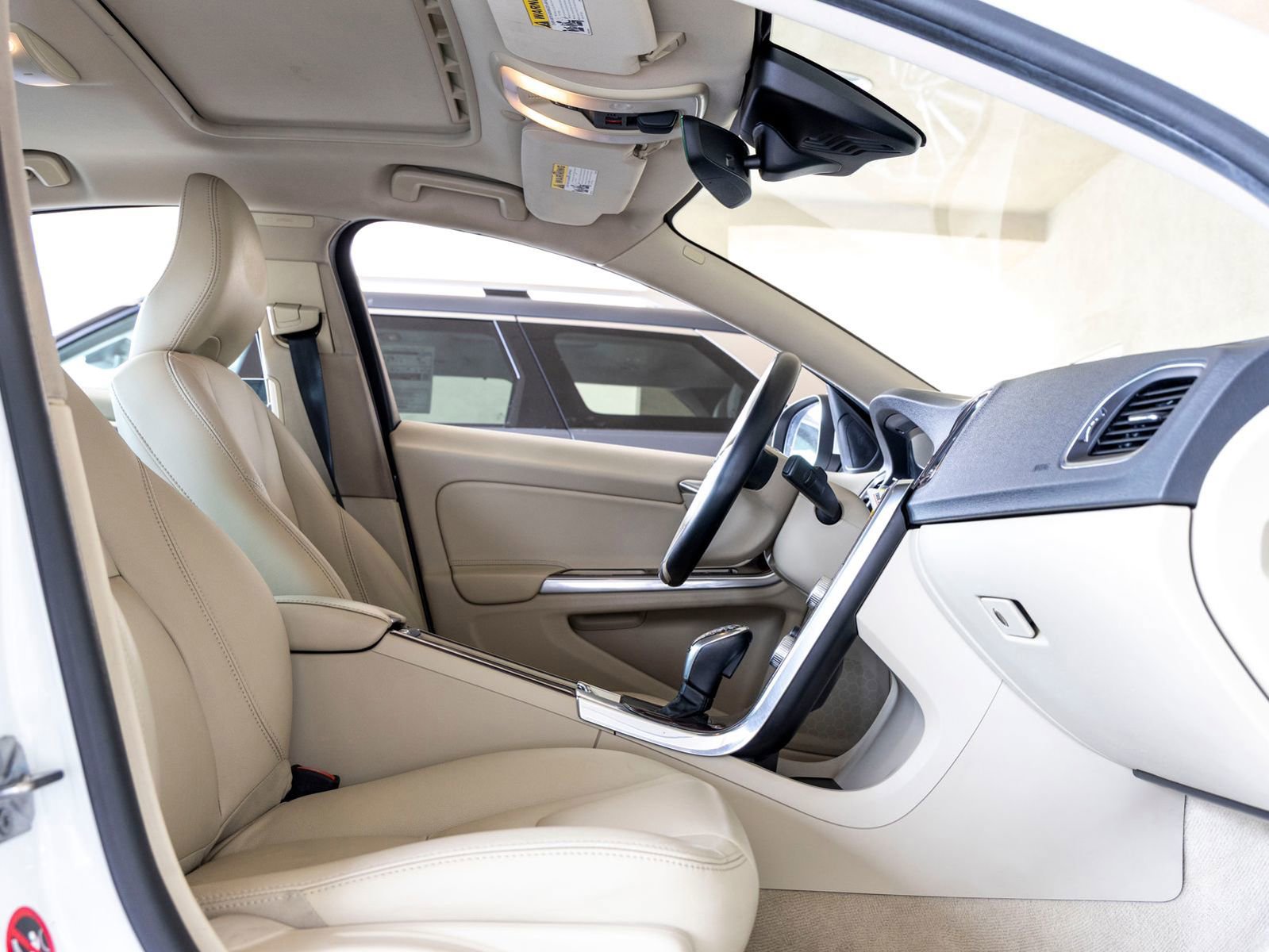 Used 2015 Volvo S60 T5 Premier image 26