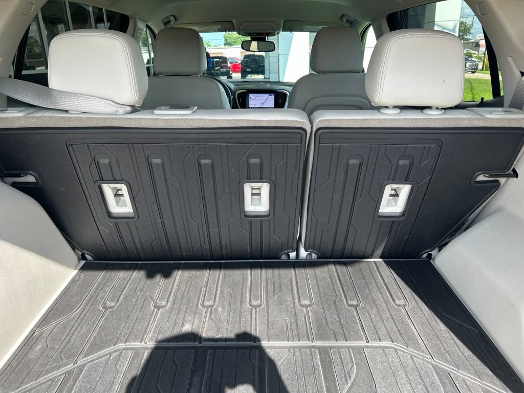 Used 2023 GMC Terrain Denali w/ LPO, Floor Liner Package AWD/4WD image 12
