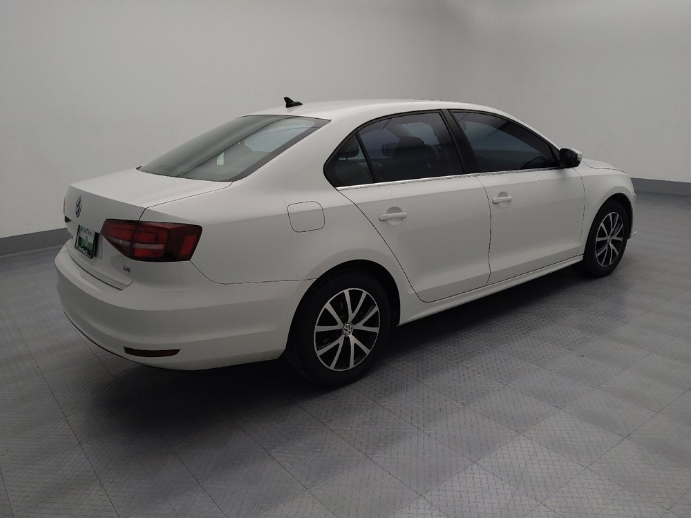 Used 2018 Volkswagen Jetta SE image 10