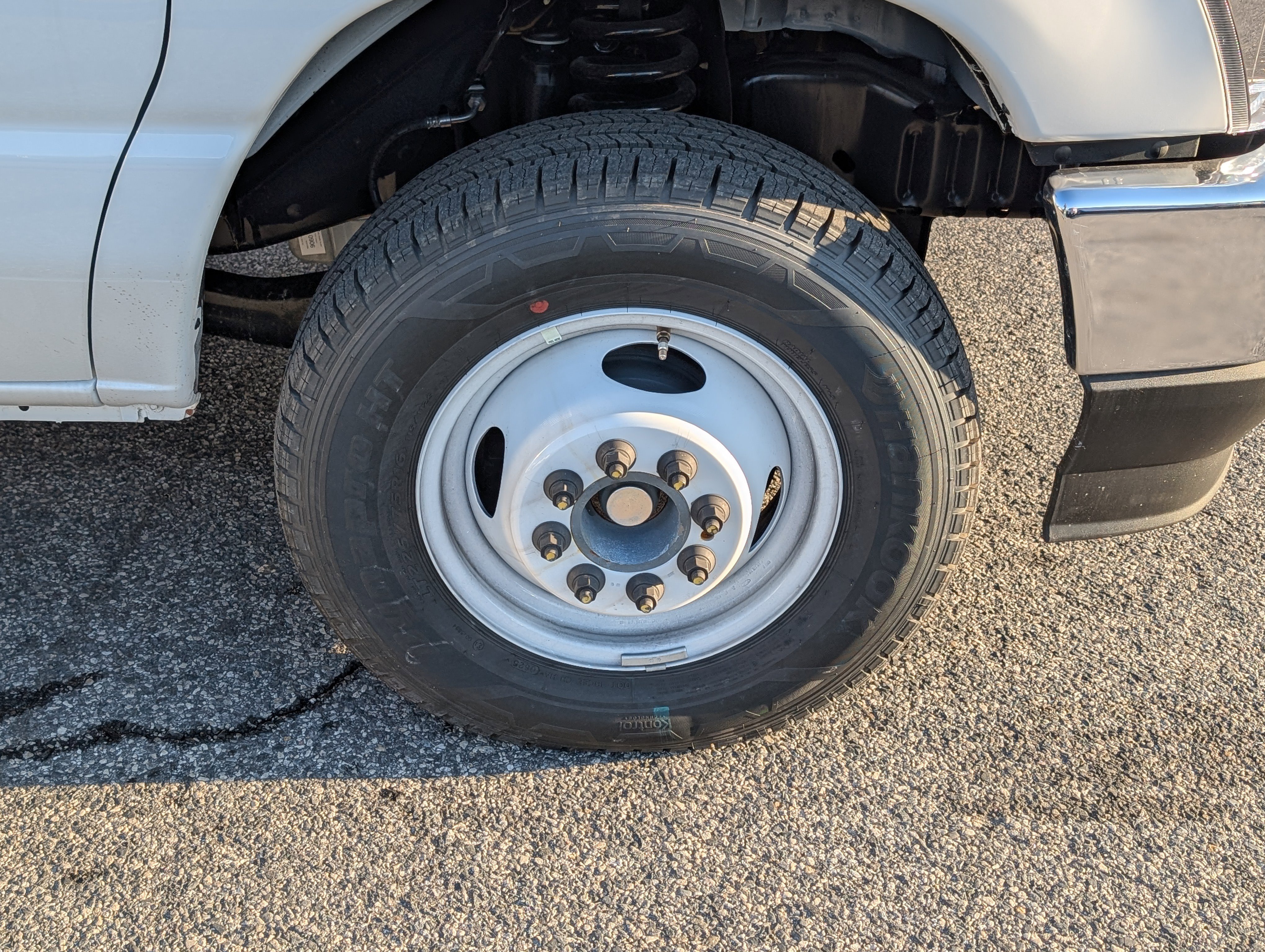 New 2026 Ford E-450 and Econoline 450 Super Duty w/ Power Equipment Group RWD image 5