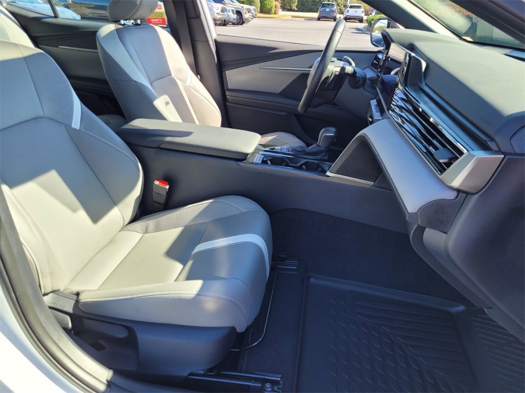 Certified 2025 Toyota Camry SE image 15