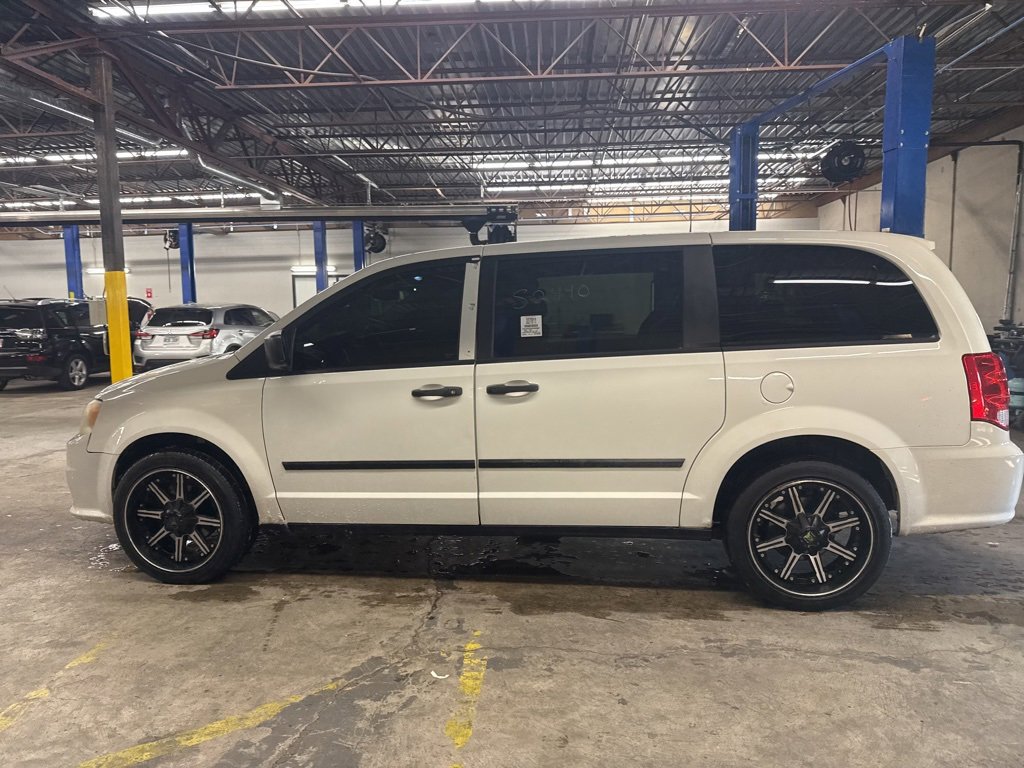 Used 2012 RAM C/V image 16
