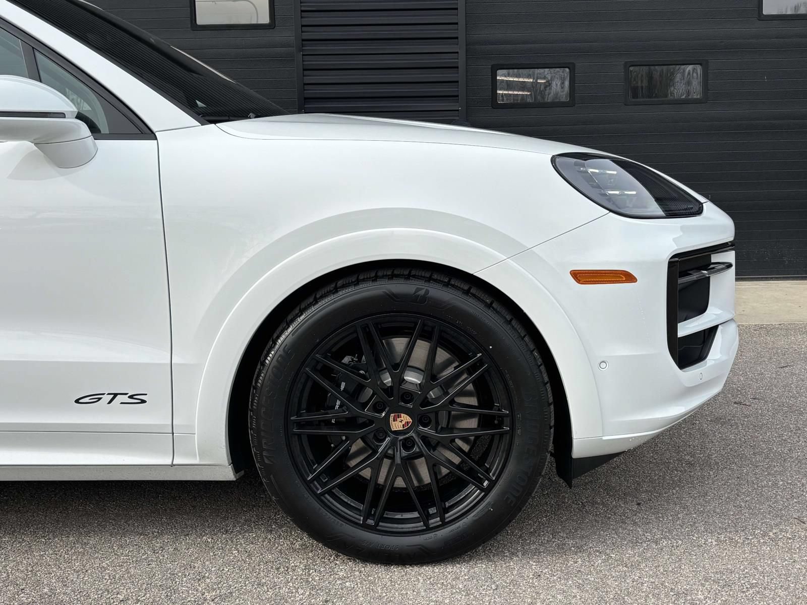 New 2026 Porsche Cayenne GTS AWD/4WD image 14