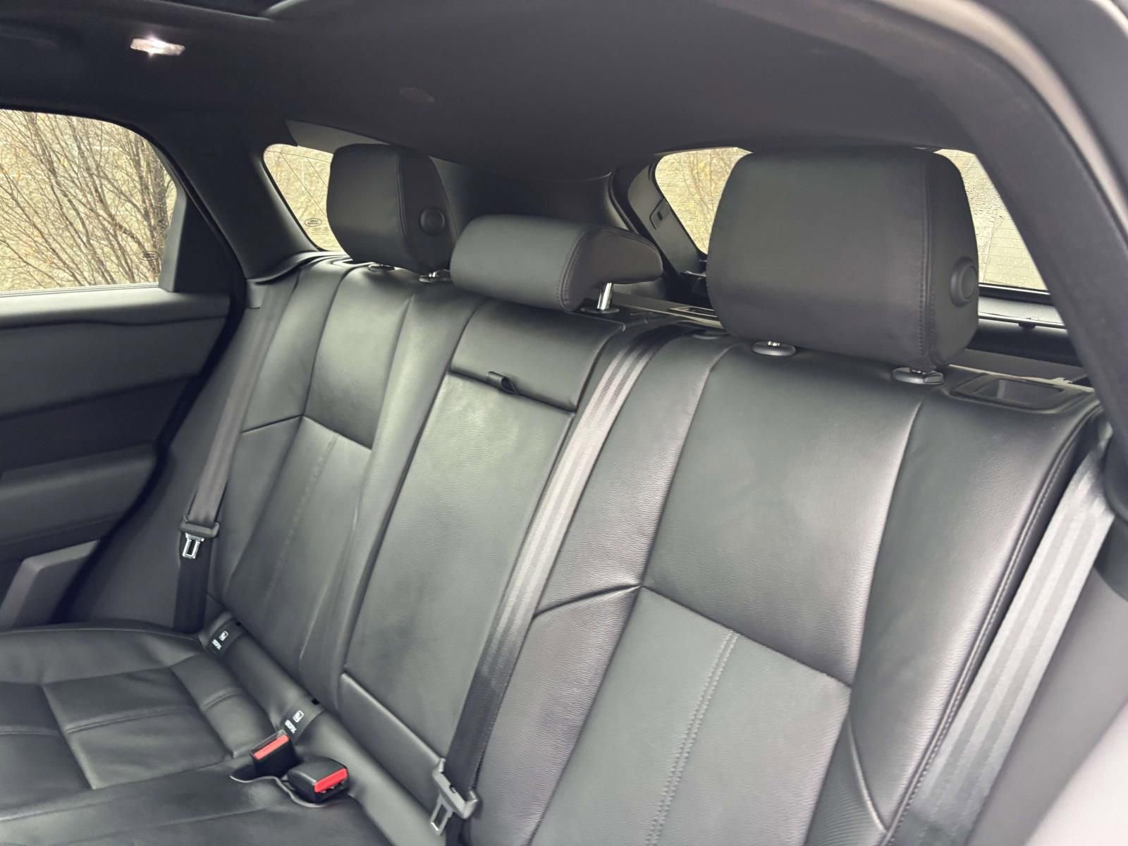 New 2026 Land Rover Range Rover Velar Dynamic SE image 21