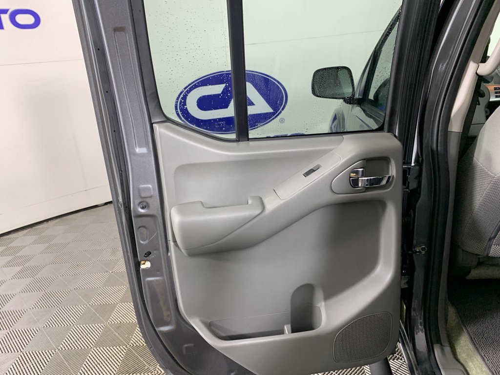 Used 2017 Nissan Frontier SV w/ SV Value Truck Package image 30