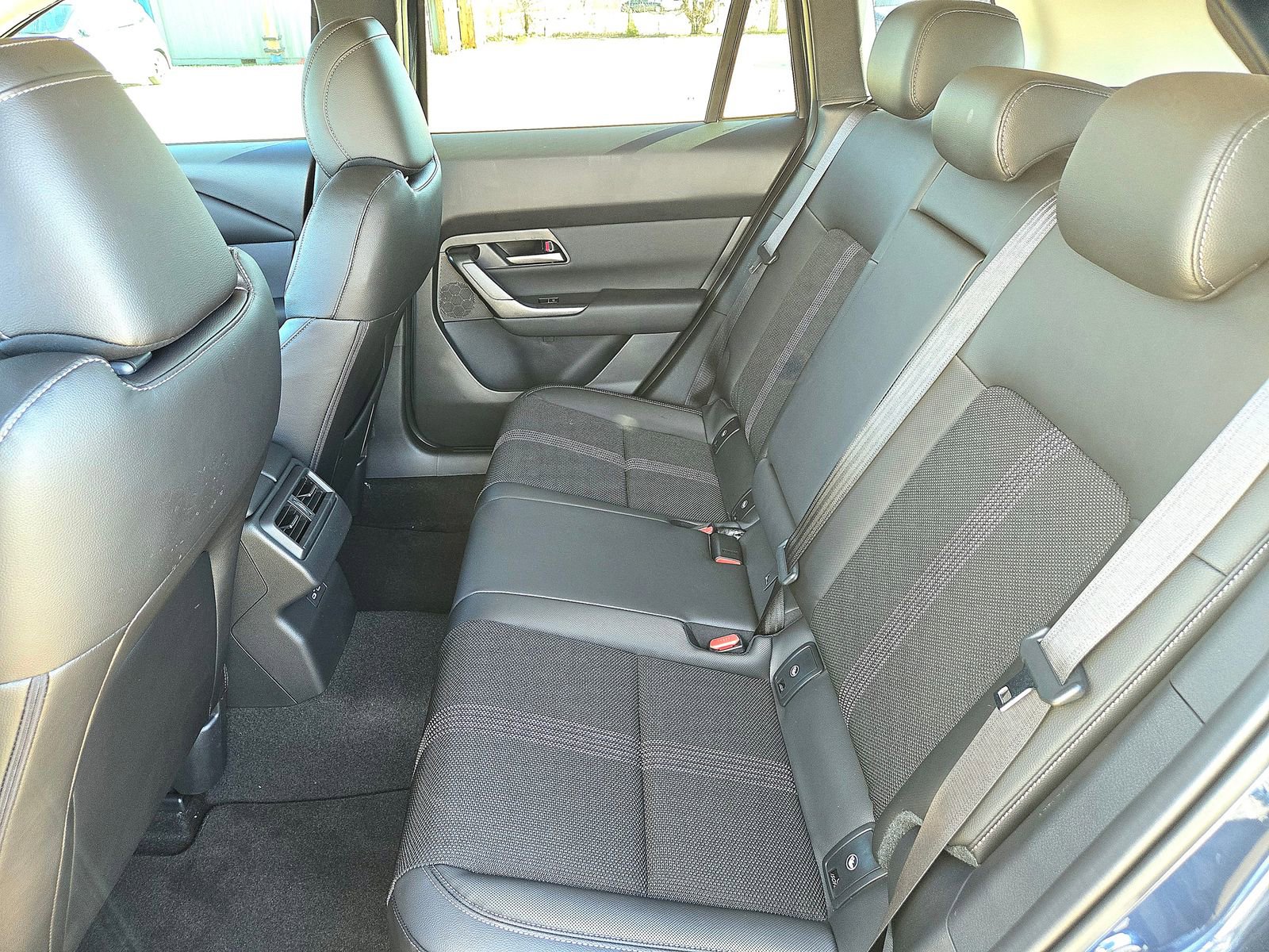 New 2026 MAZDA CX-50 AWD 2.5 S w/ Preferred Pkg image 18