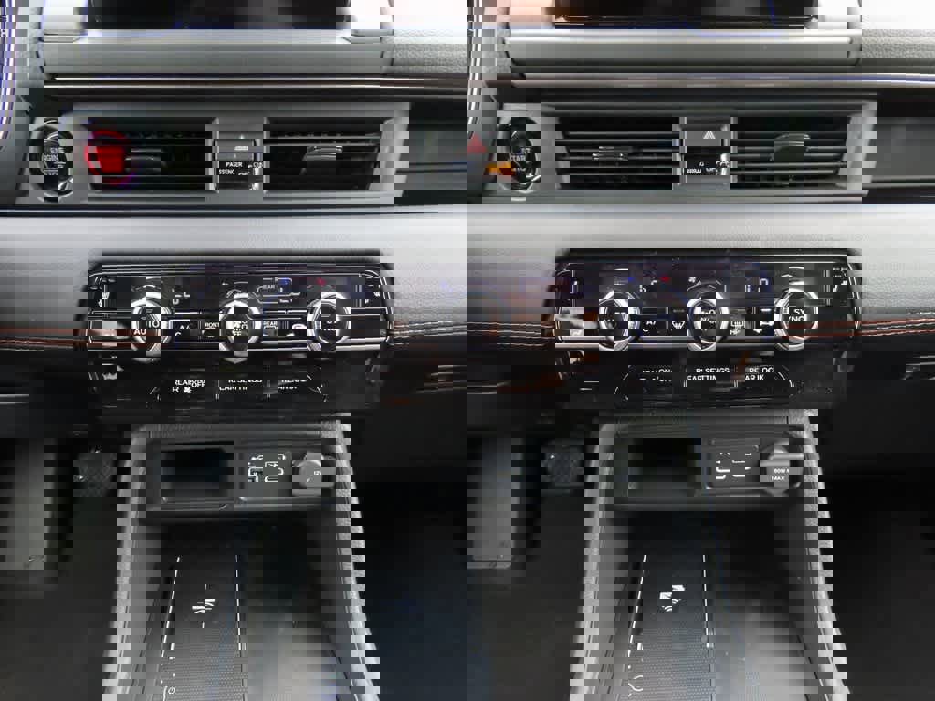 New 2025 Honda Pilot TrailSport image 21