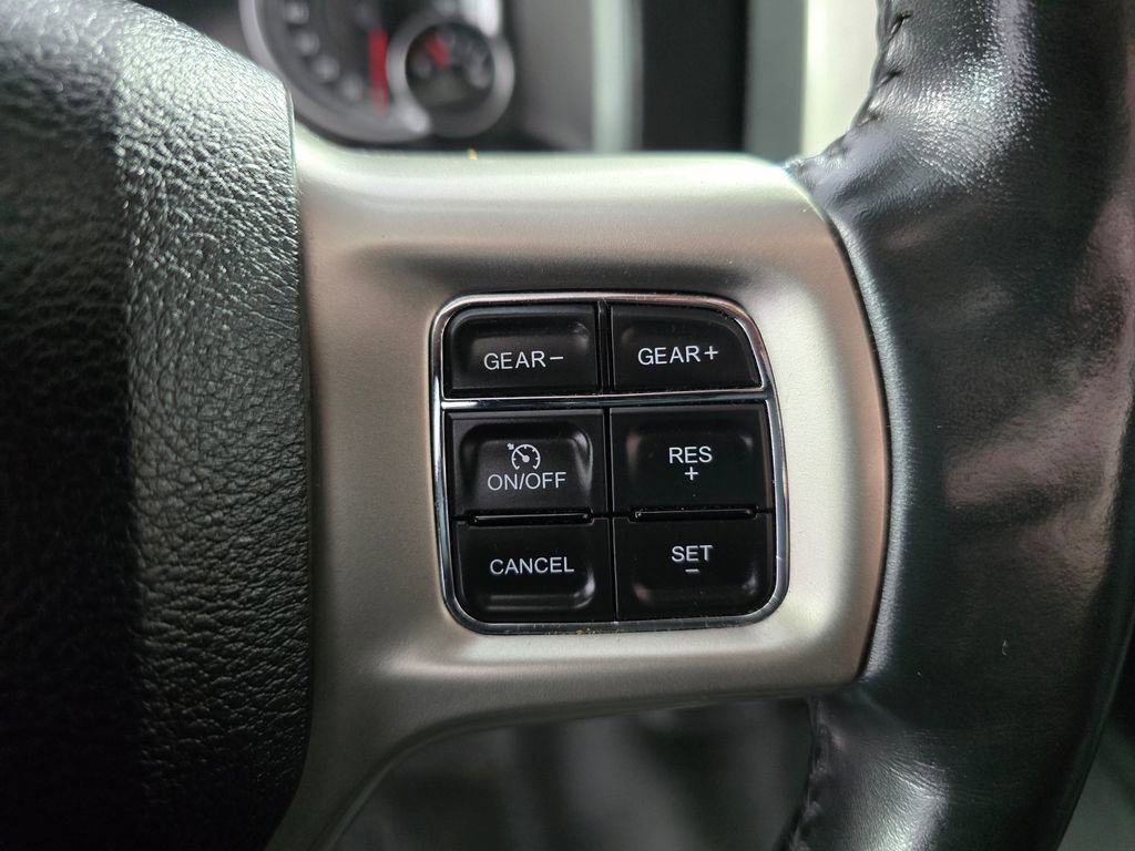 Used 2014 RAM 1500 Laramie image 28