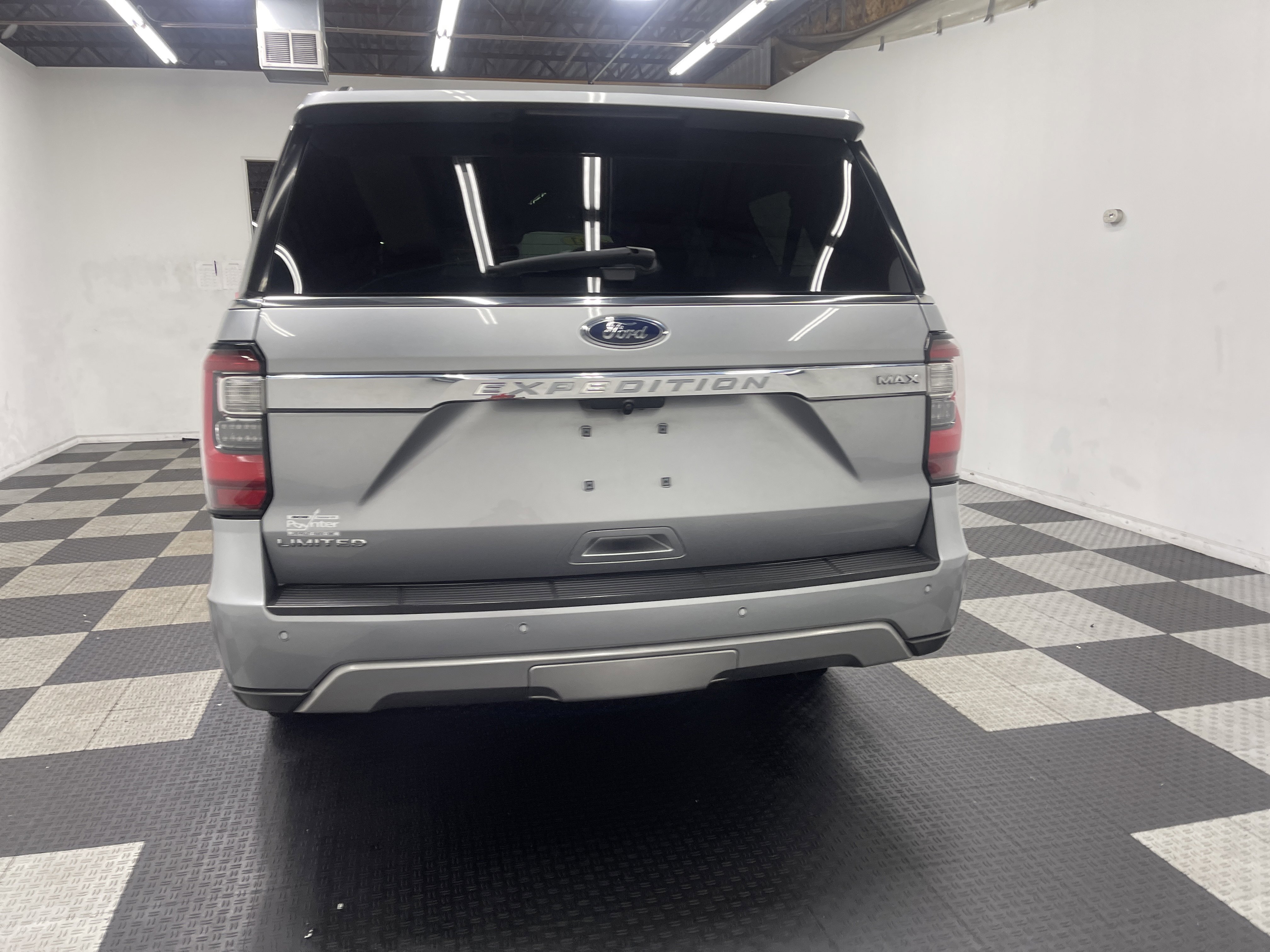 Used 2021 Ford Expedition Max Limited image 3