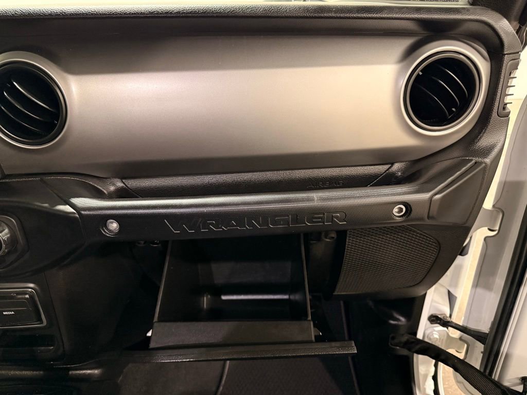 Used 2021 Jeep Wrangler Unlimited Sport image 28