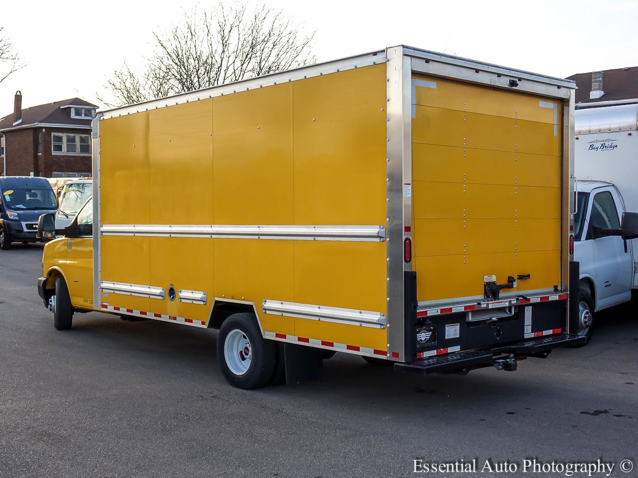 Used 2019 GMC Savana 3500 Extended w/ Driver Convenience Package image 5