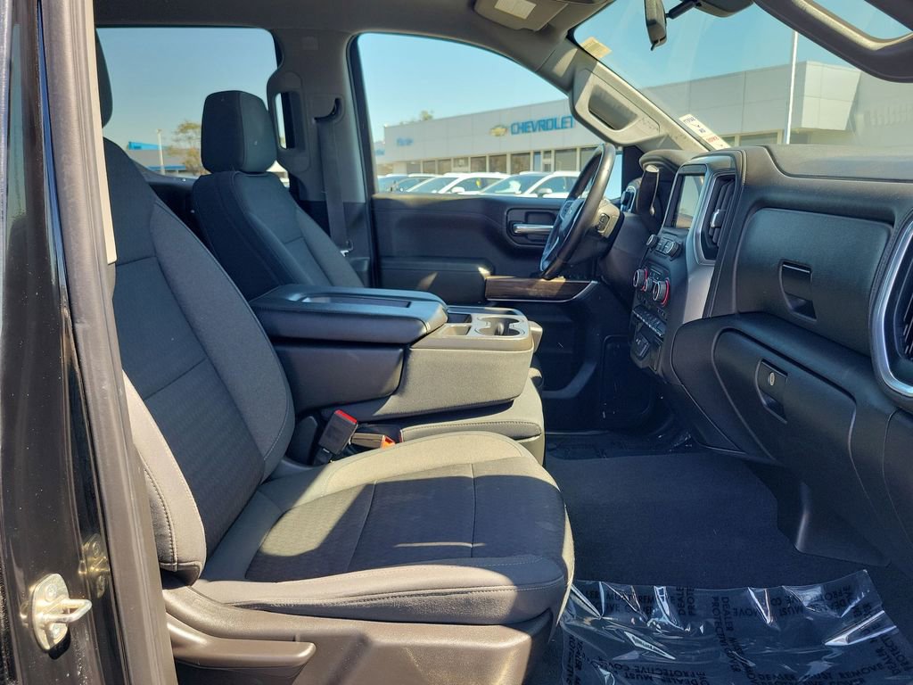 Used 2019 Chevrolet Silverado 1500 LT w/ All-Star Edition image 26