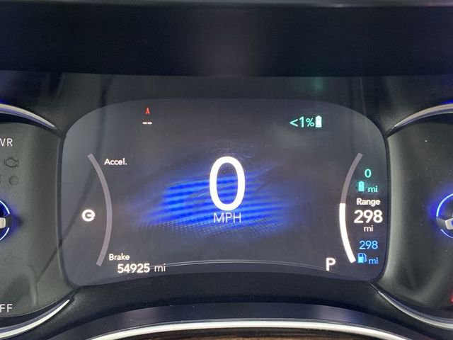 Used 2023 Chrysler Pacifica Pinnacle FWD image 20