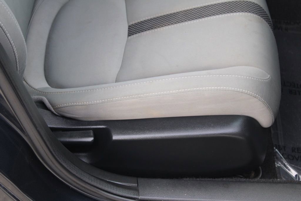 Used 2019 Honda Civic EX image 18