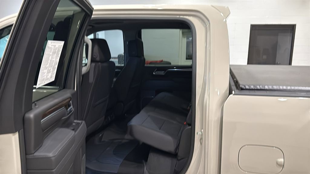 Used 2026 GMC Sierra 3500 SLE w/ SLE Value Package image 18