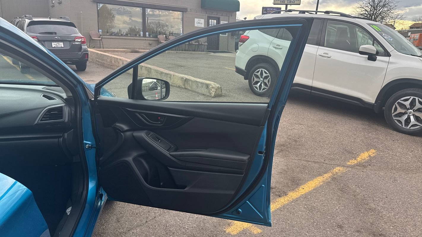 Used 2018 Subaru Impreza 2.0i w/ Popular Package #5 image 11