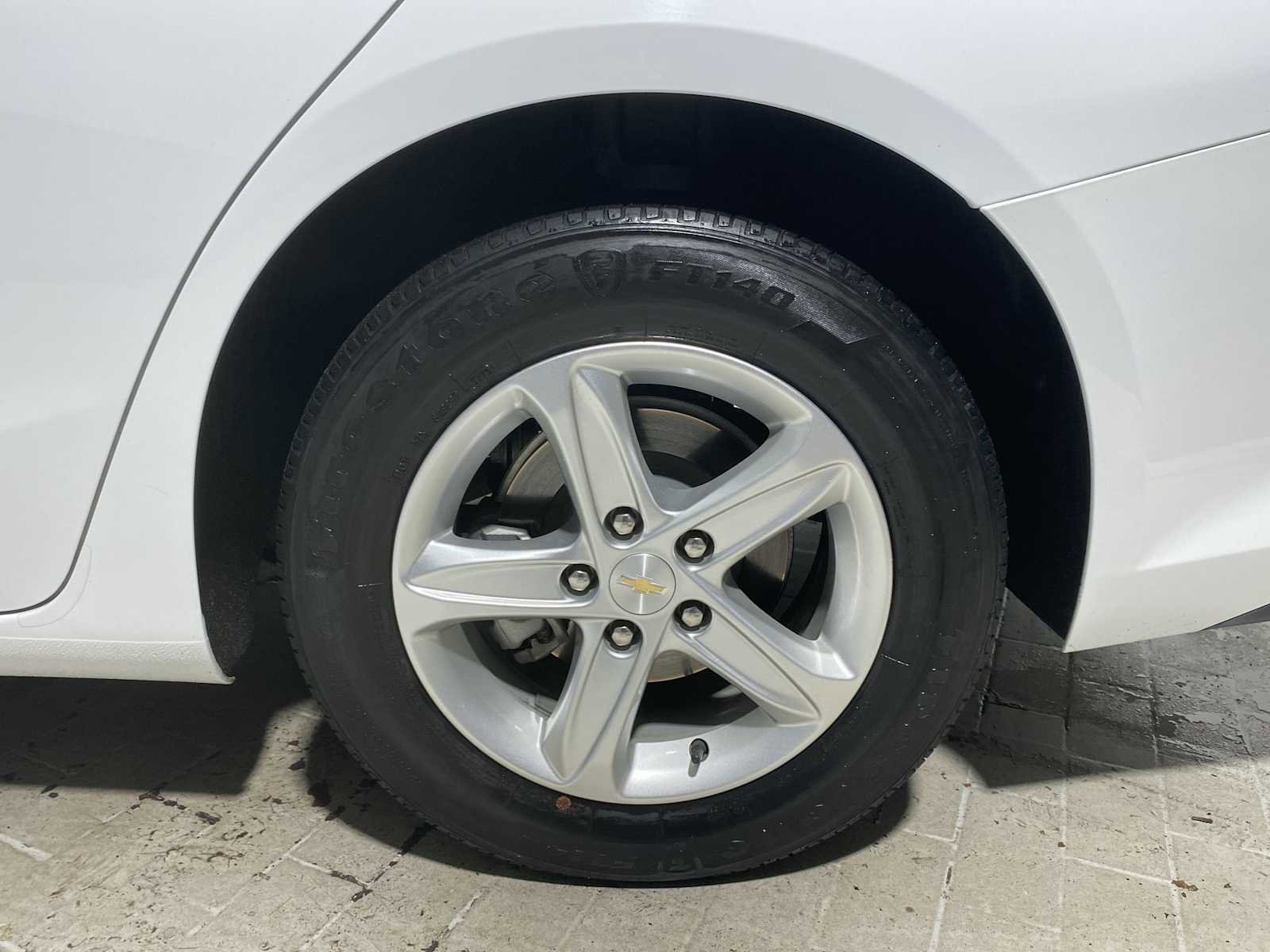 Used 2024 Chevrolet Malibu LT FWD image 8