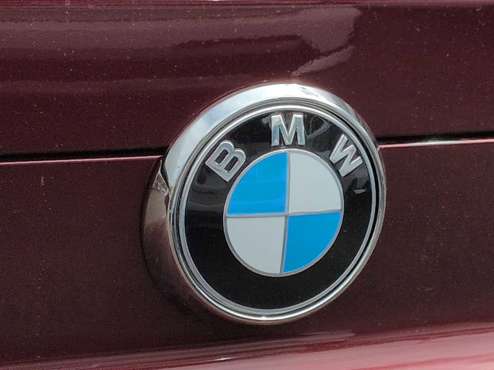 New 2026 BMW X6 xDrive40i w/ Premium Package image 12