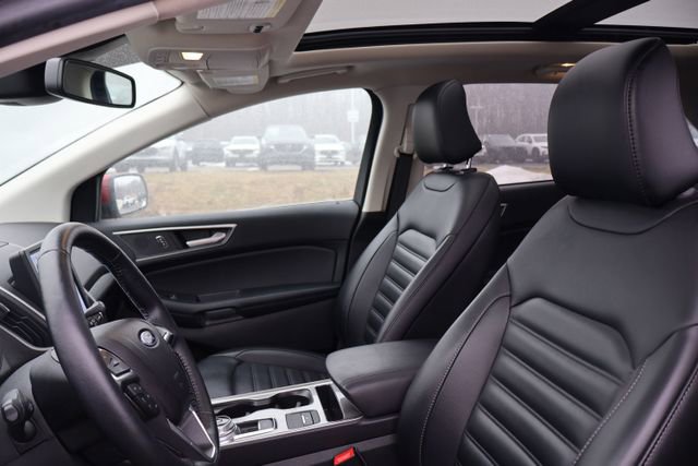 Used 2023 Ford Edge SEL w/ Convenience Package image 8