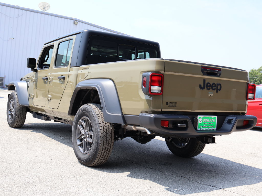New 2026 Jeep Gladiator Sport AWD/4WD image 3