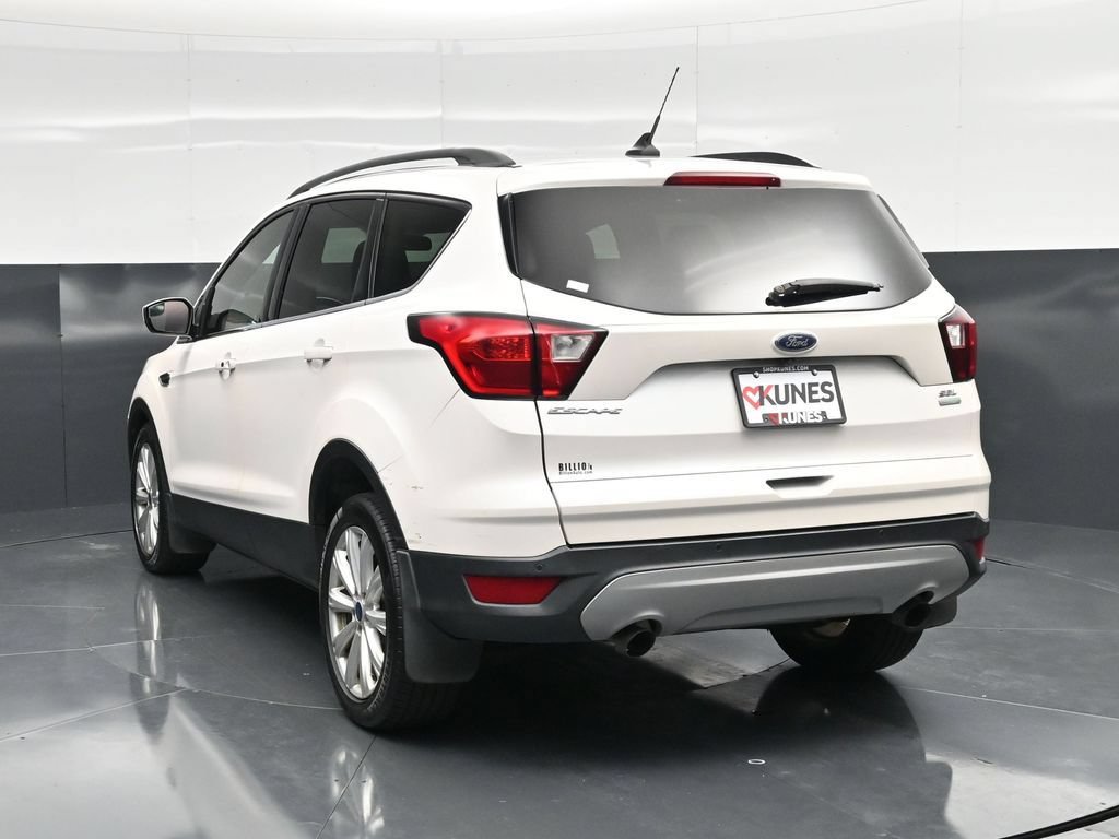Used 2019 Ford Escape SEL w/ Sun & Style Package FWD image 11