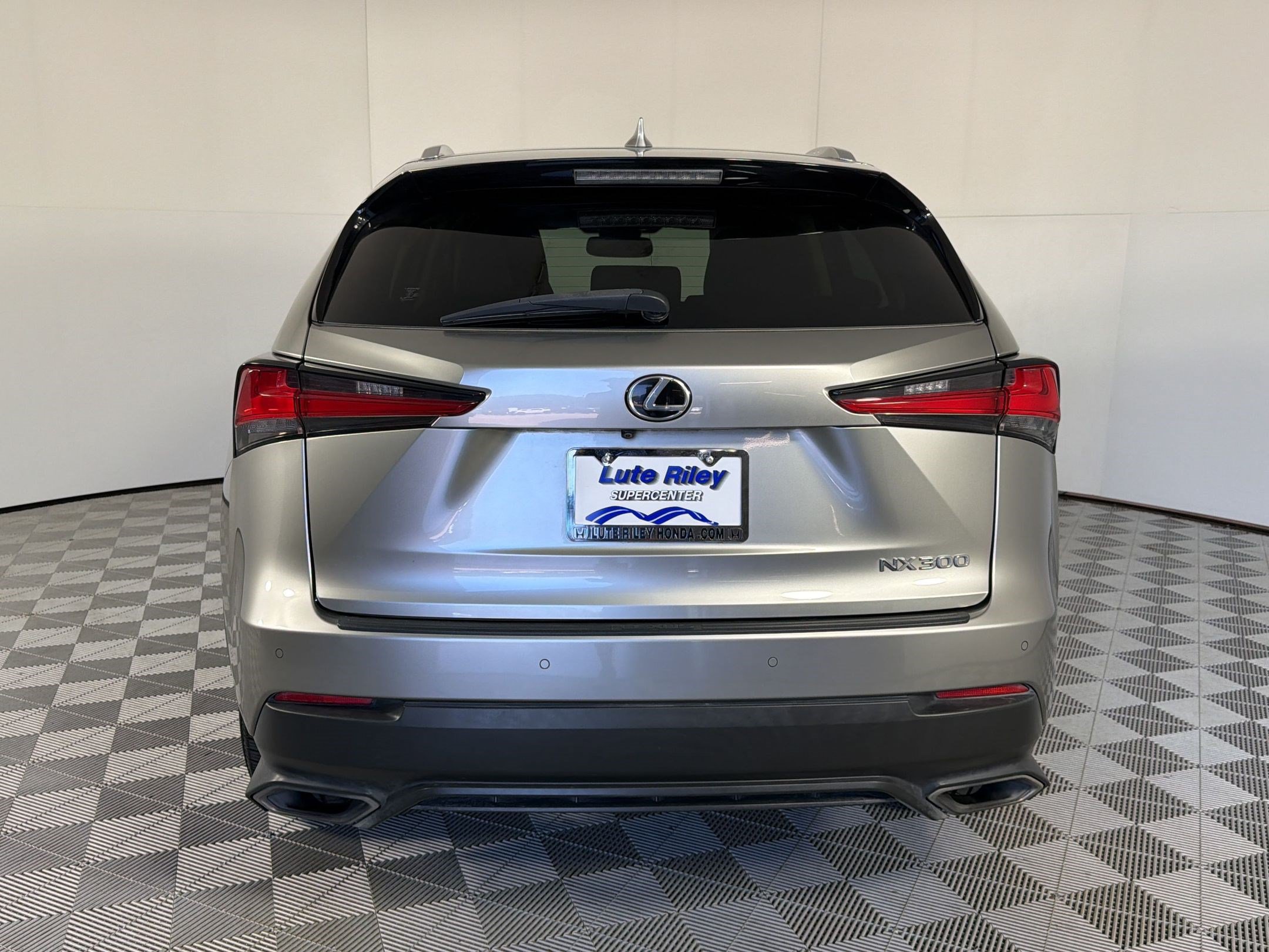 Used 2020 Lexus NX 300 FWD w/ Premium Package image 10