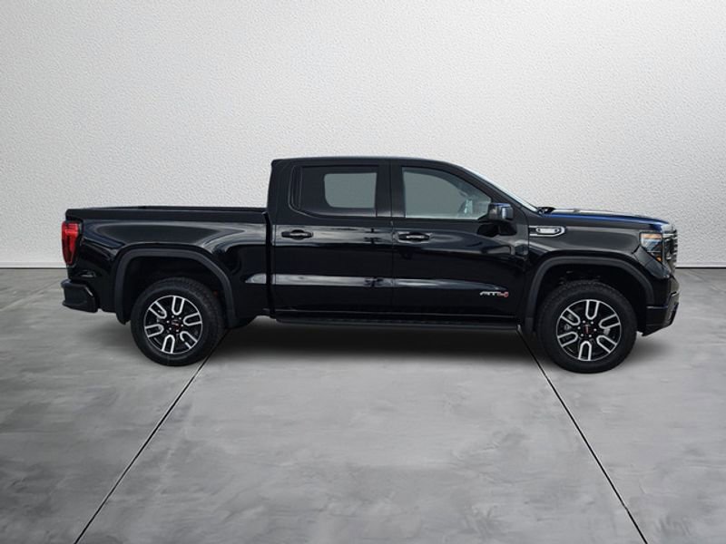 New 2026 GMC Sierra 1500 AT4 w/ AT4 Premium Package image 6