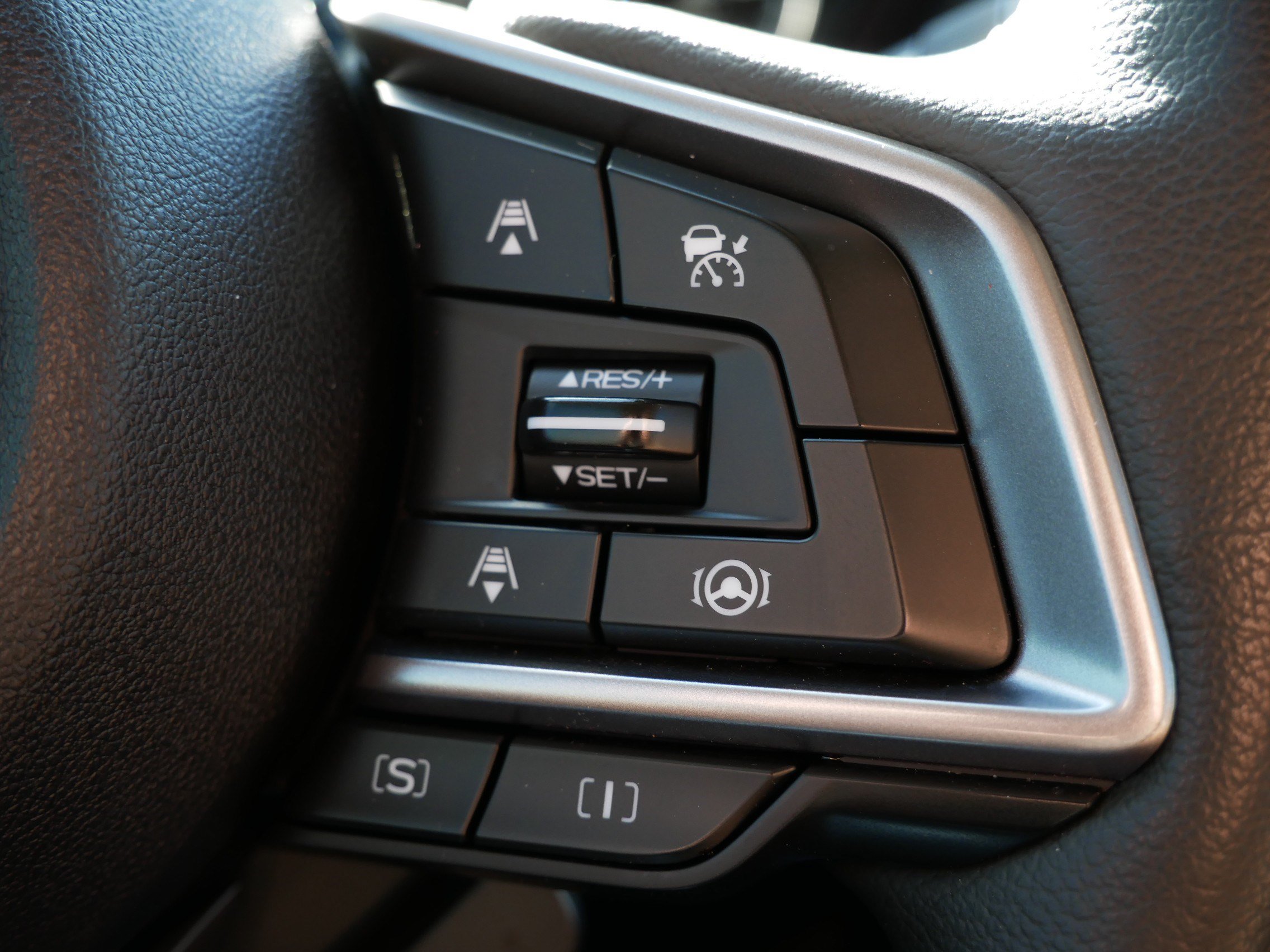 Used 2023 Subaru Forester Touring AWD/4WD image 30