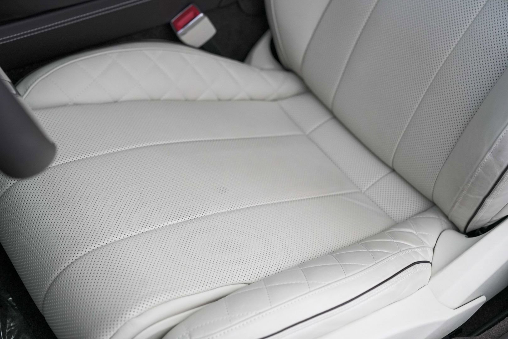 Used 2023 Bentley Continental GT Azure image 8