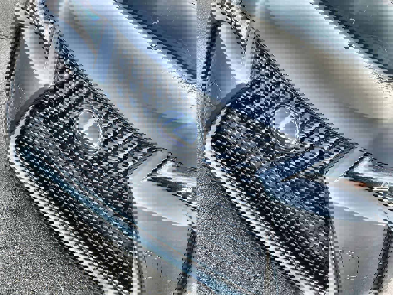 Used 2020 Lexus UX 250h w/ Premium Package image 36