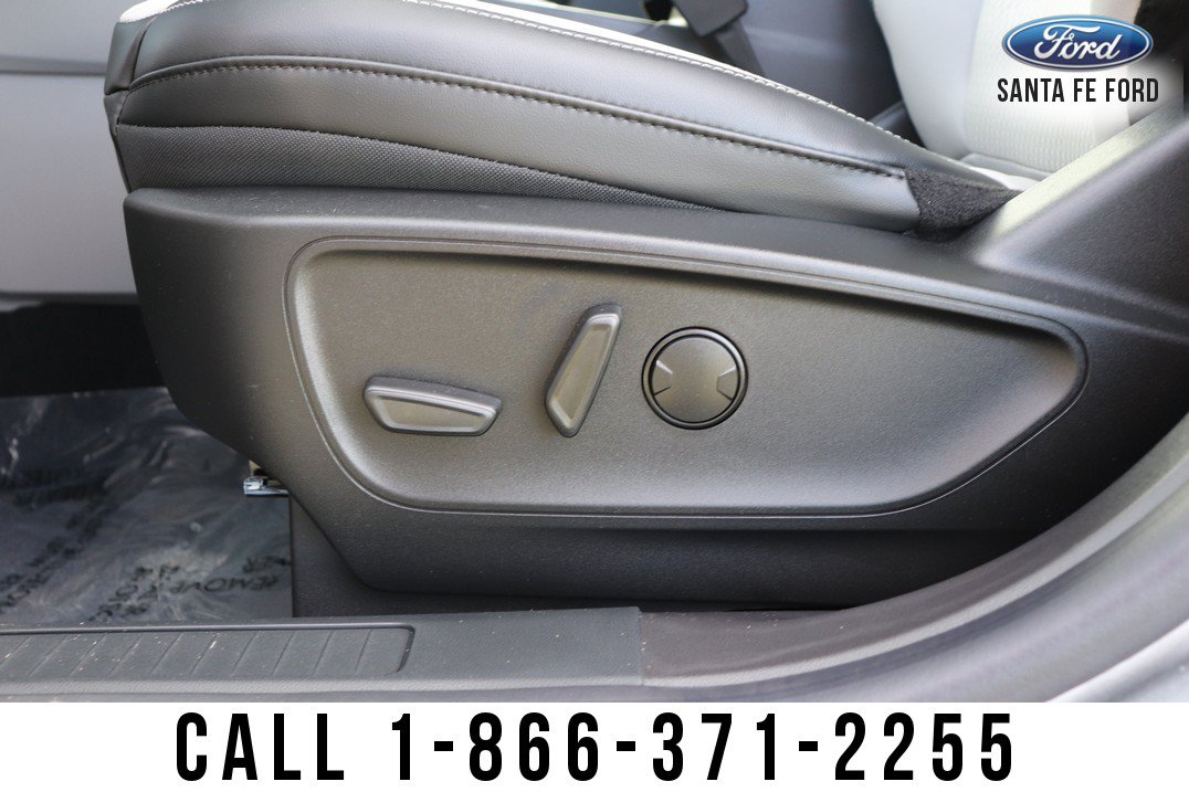 New 2023 Ford Escape SE image 23