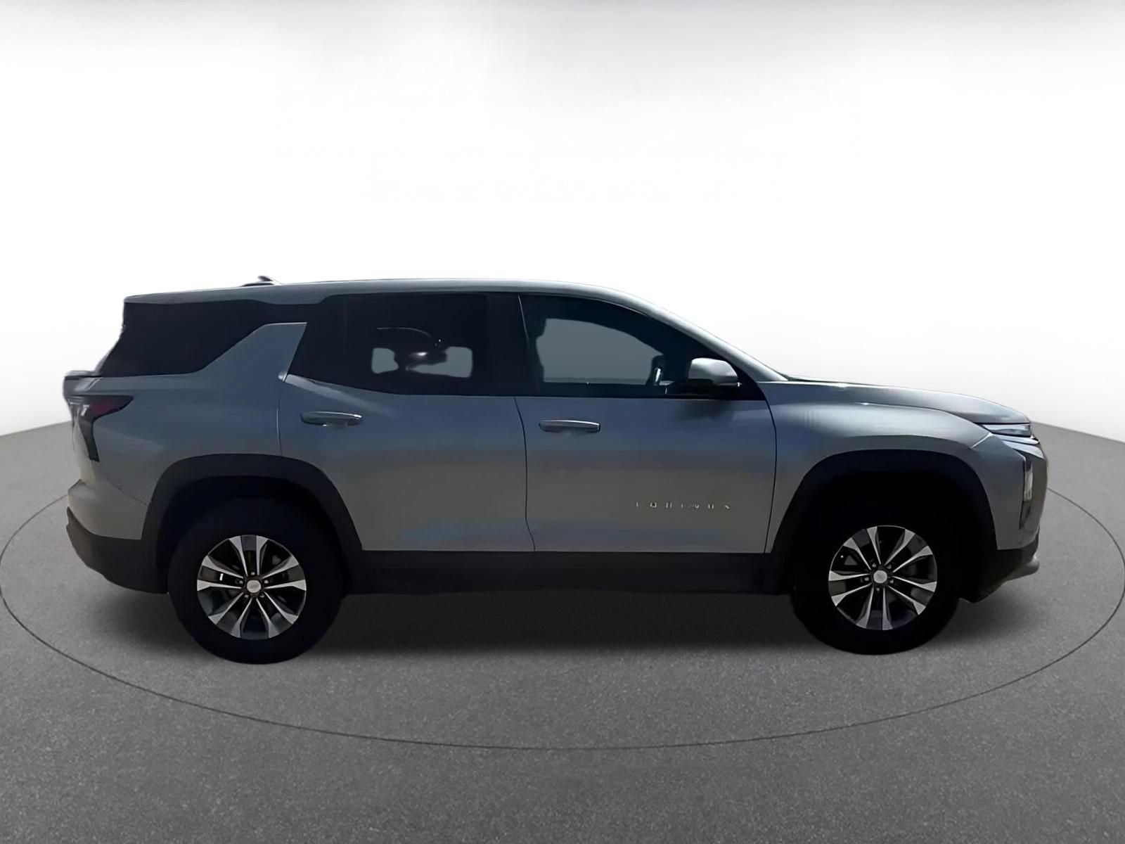Used 2025 Chevrolet Equinox LT FWD image 15