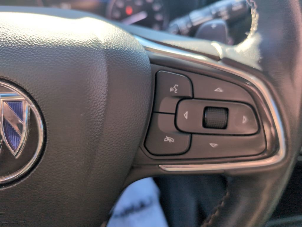 Used 2022 Buick Envision Essence w/ Technology Package I image 19