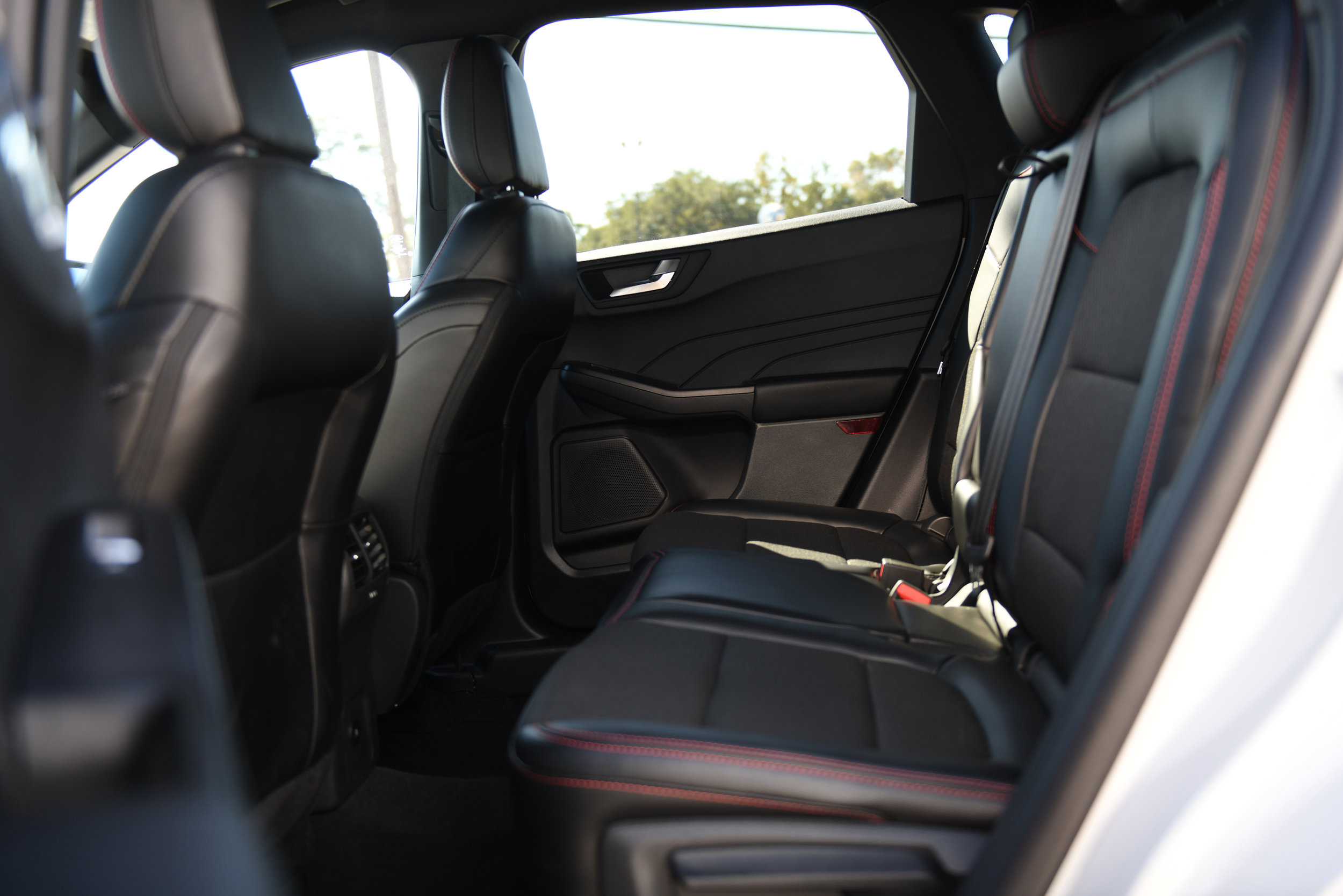 New 2026 Ford Escape ST-Line w/ Tech Pack #1 image 10