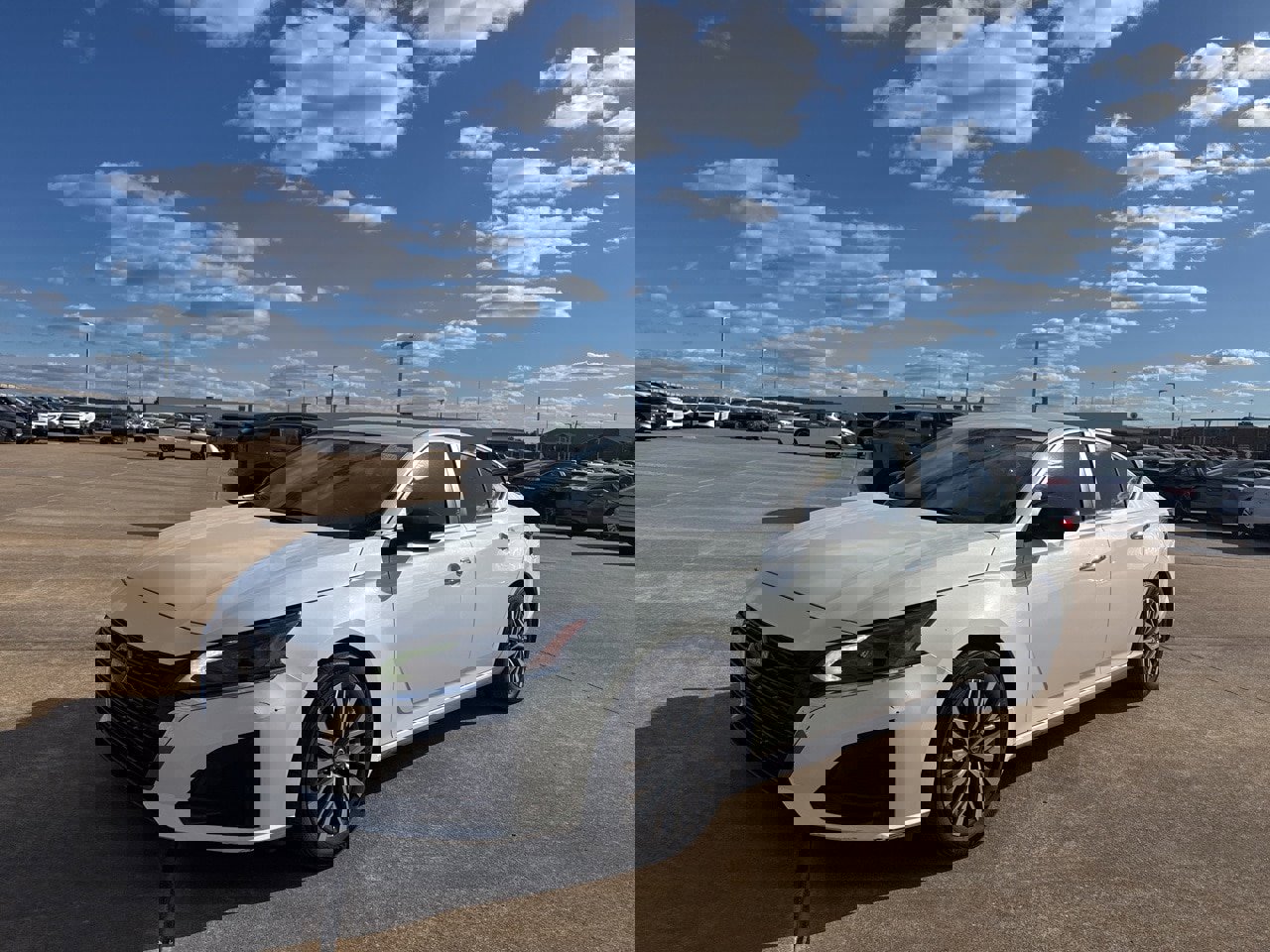 Certified 2024 Nissan Altima 2.5 SV image 5