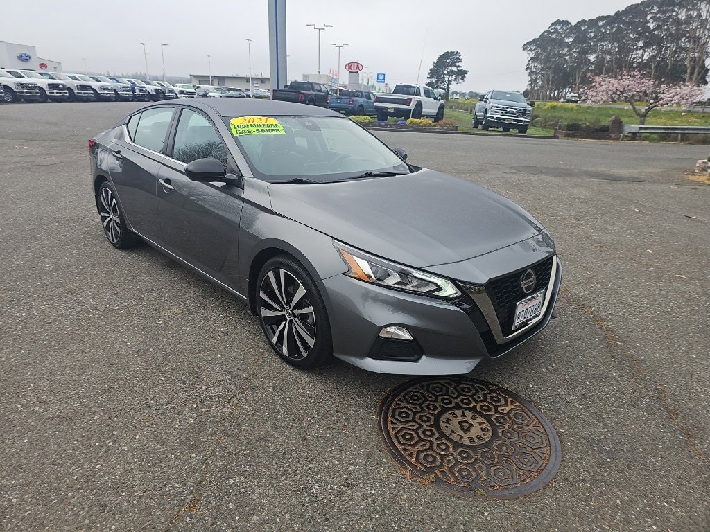 Used 2021 Nissan Altima 2.5 SR FWD image 8