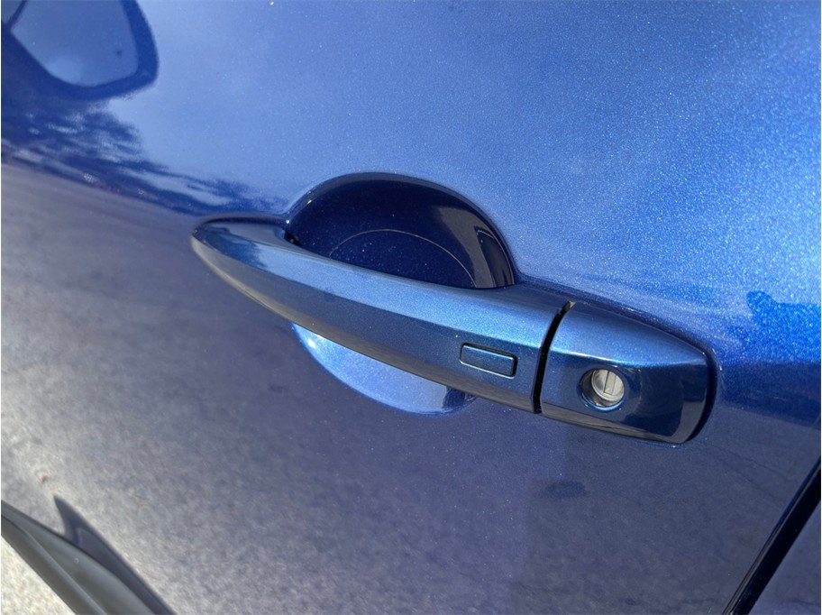 Used 2021 Nissan Rogue SV w/ Premium Package FWD image 16