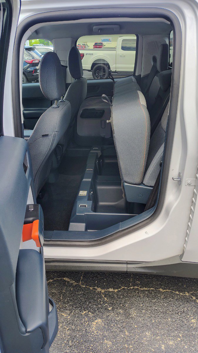 Used 2022 Ford Maverick XLT FWD image 16
