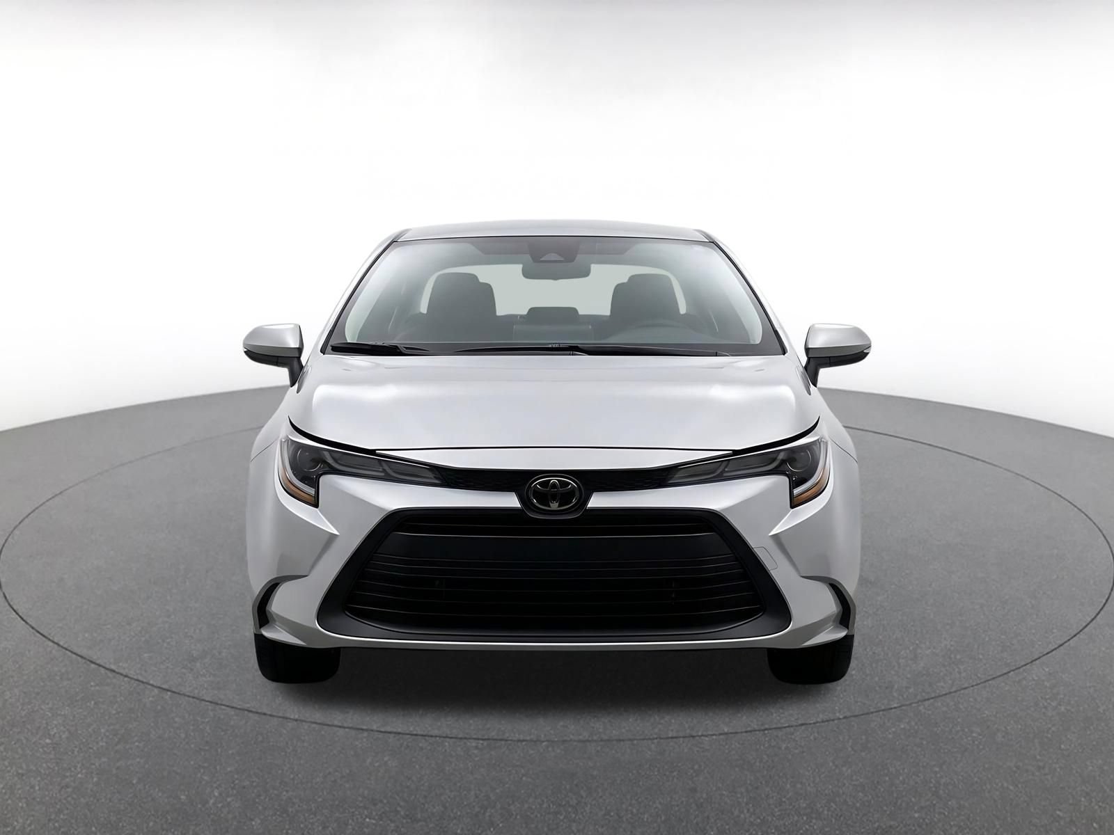Used 2025 Toyota Corolla LE FWD video 2
