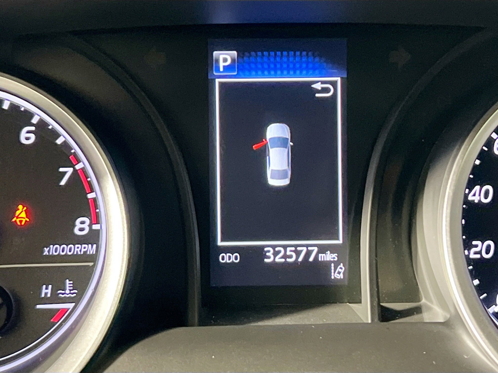 Used 2021 Toyota Camry LE w/ Carpet Mat Package (TMS) image 23