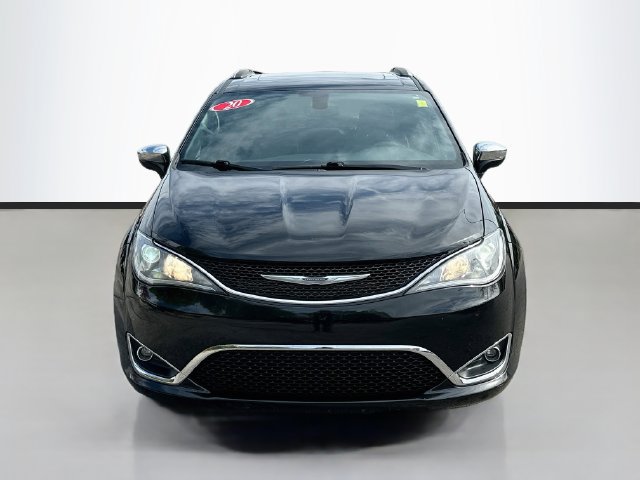 Used 2020 Chrysler Pacifica Limited FWD image 3